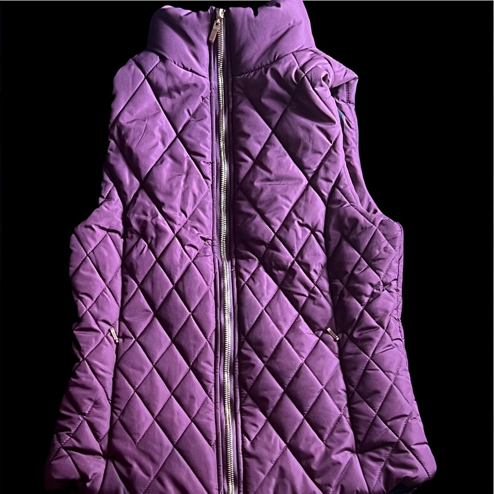 Women’s water resistant, quilted, puffer vest